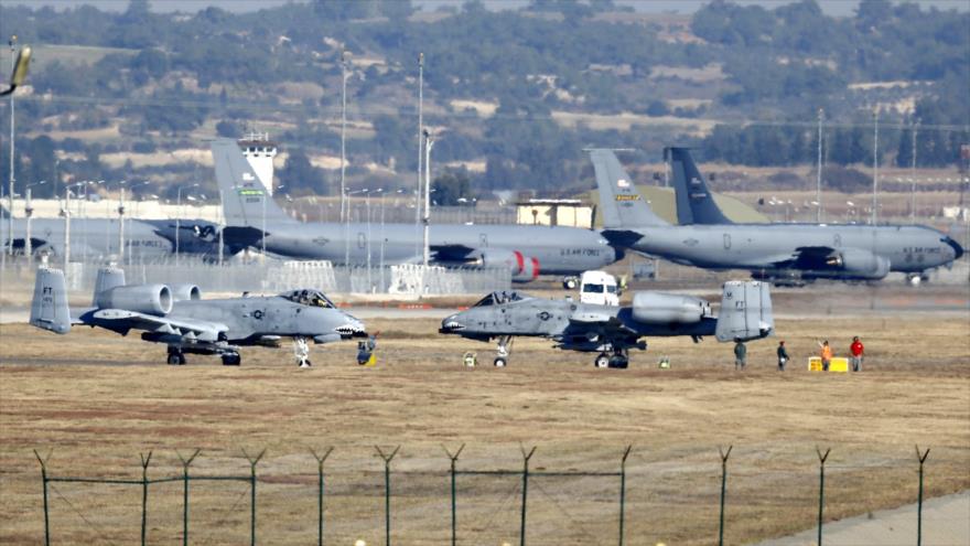 Bombarderos A-10 Thunderbolt II de la Fuerza Aérea de Estados Unidos en la base aérea de Incirlik, en Turquía.