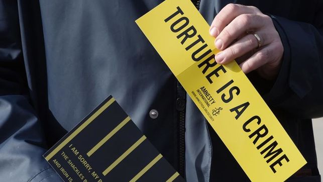 AI pide a Obama no dejarle abierta la crcel de Guantnamo a Trump