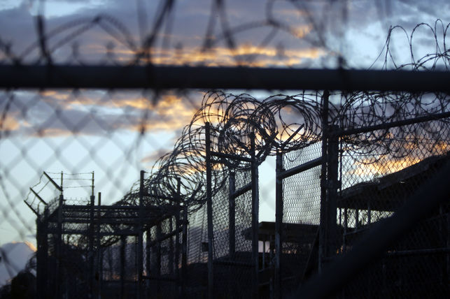 Las alambradas que rodean la crcel de Guantnamo, en Cuba. 