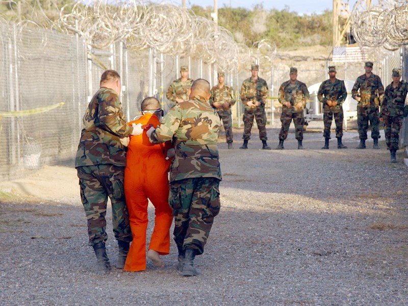 ¿Biden se está acercando realmente a cerrar Guantánamo?