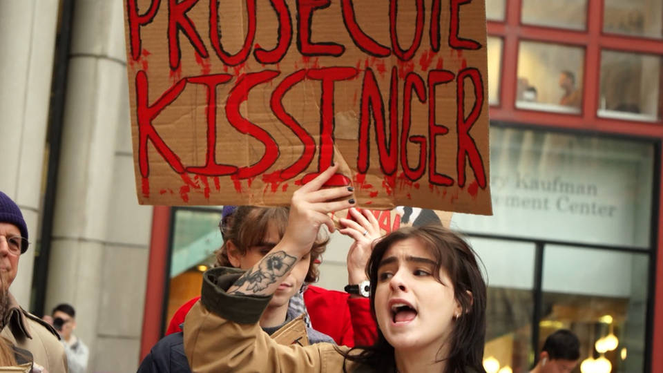 H18 kissinger protester